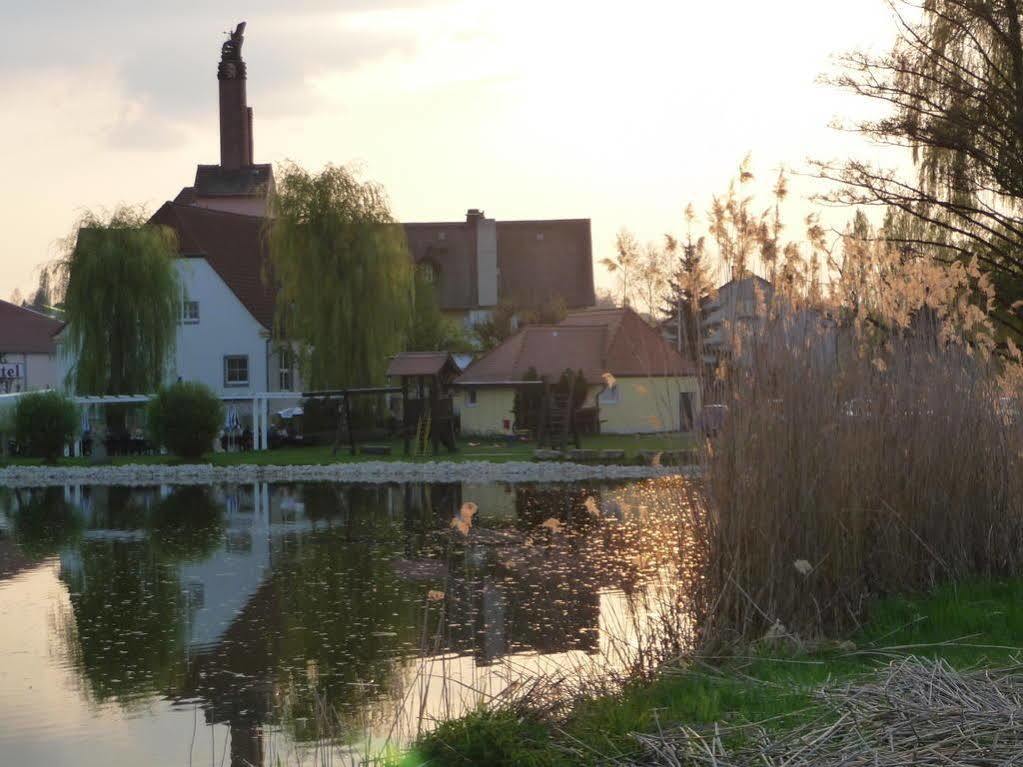 Landgasthof Windfelder Am See Hotel Stegaurach Esterno foto