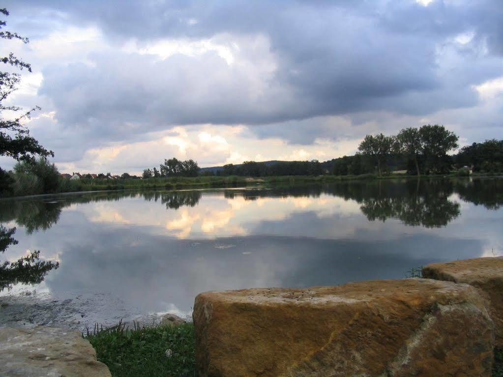 Landgasthof Windfelder Am See Hotel Stegaurach Esterno foto