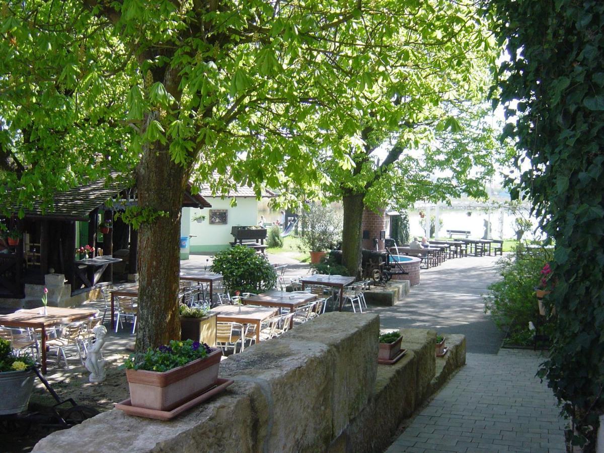 Landgasthof Windfelder Am See Hotel Stegaurach Esterno foto